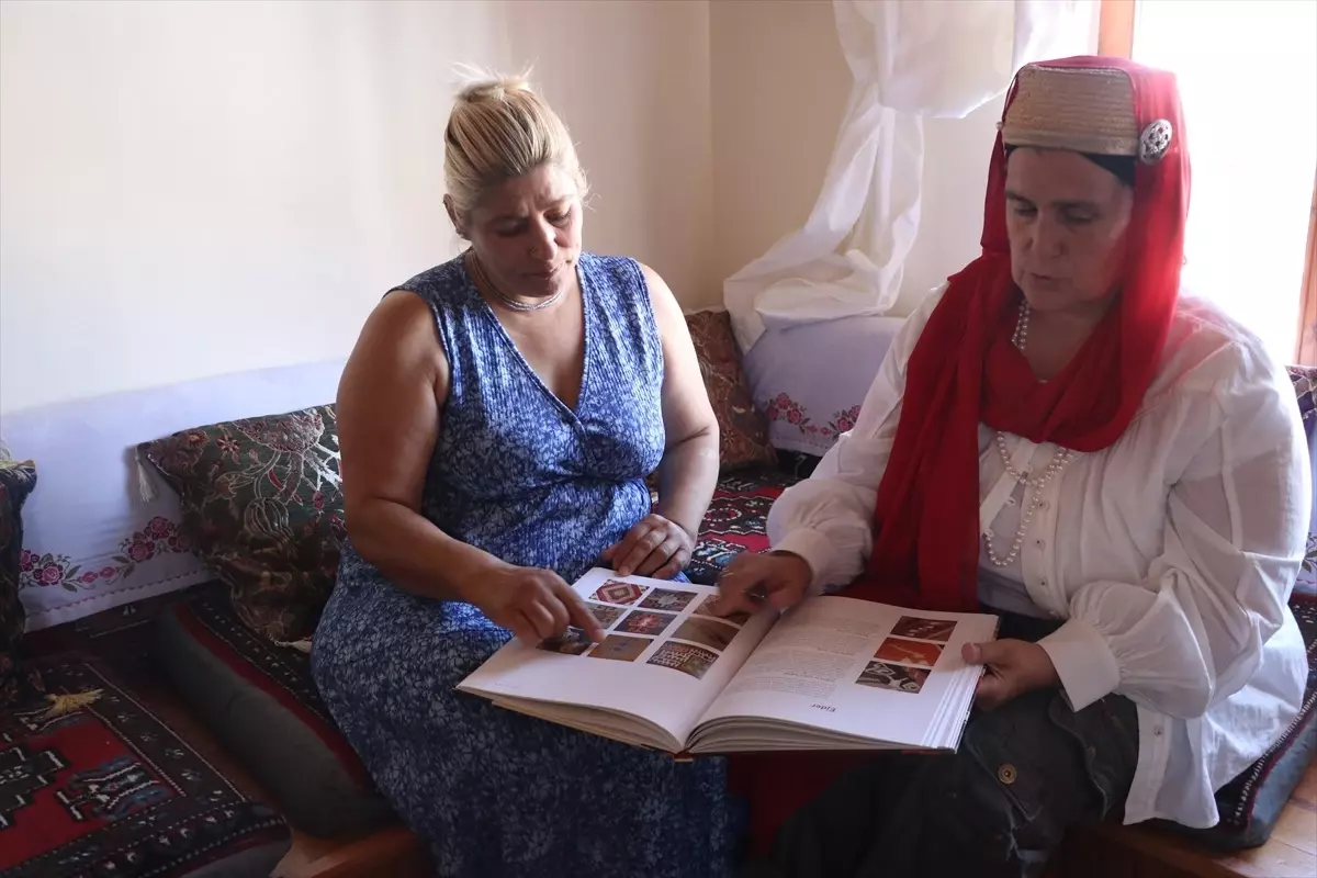 Arkeolog Dr. Bilgehan Köhler, Zile'nin Kerpiç Evlerini Dünyaya Tanıtıyor