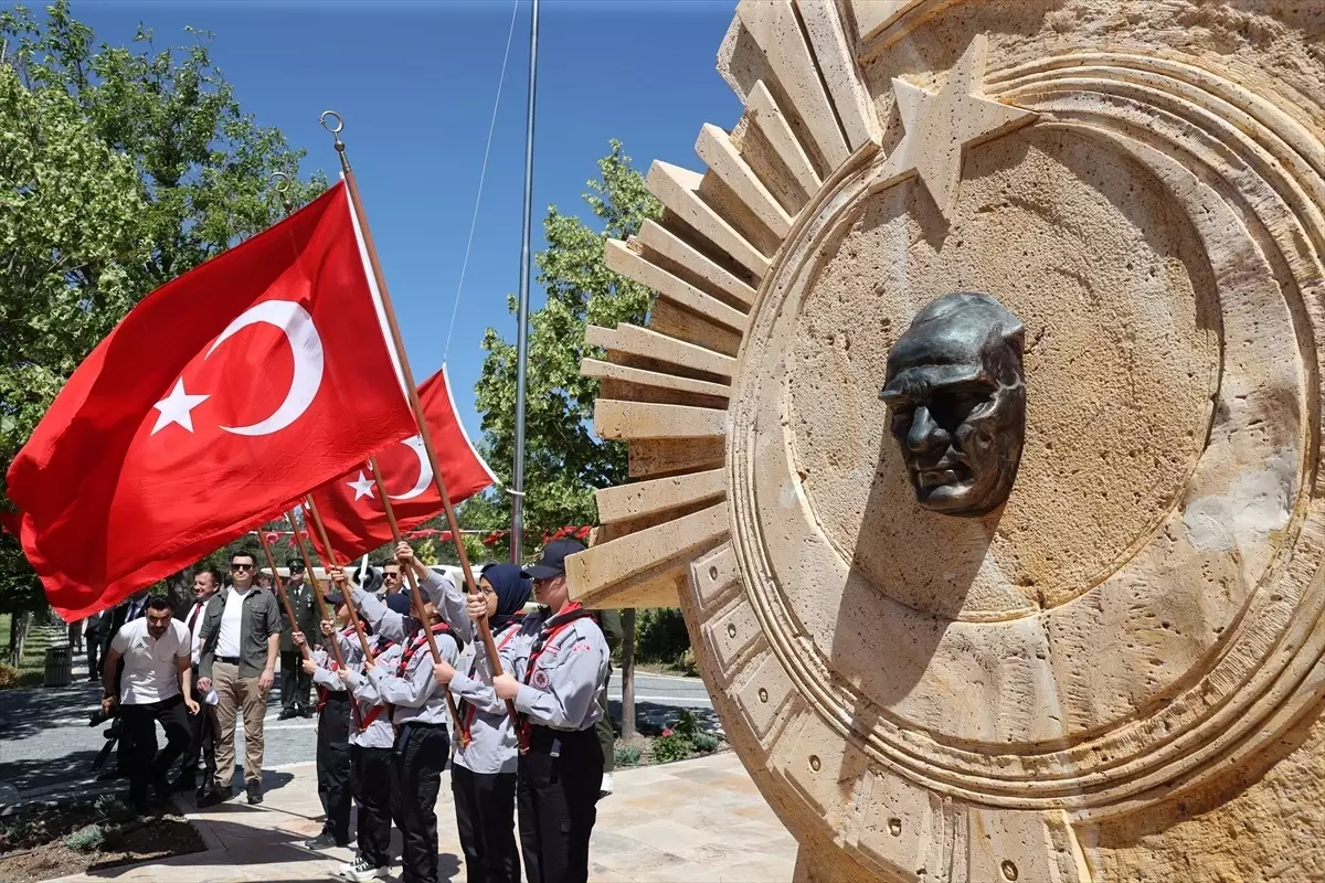 Atatürk'ün Sivas'a Gelişinin 106. Yıl Dönümü Törenle Kutlandı