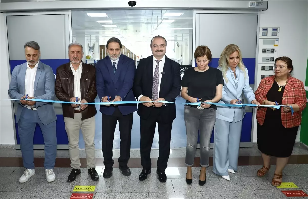 Atatürk Üniversitesi Araştırma Hastanesi'nde 'Gebe Okulu' ve 'Mavi Alan' Hizmete Açıldı