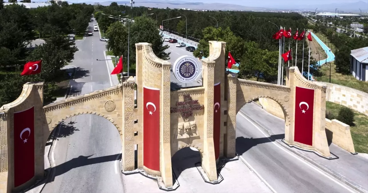 Atatürk Üniversitesi'nde Sınavsız İkinci Üniversite Başvuruları Devam Ediyor