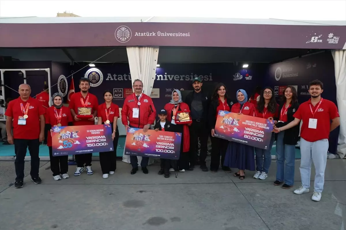 Atatürk Üniversitesi TEKNOFEST'te 11 Madalya Kazandı