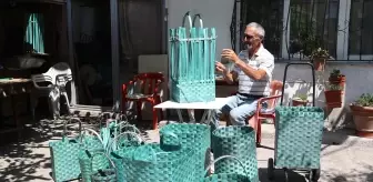 Atık Plastiklerden Sepet ve Çanta Üretiyor