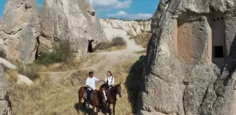 Kapadokya'da At Çiftliği İşleten Semra ve Ömer Çifti, Turizme Katkıda Bulunuyor