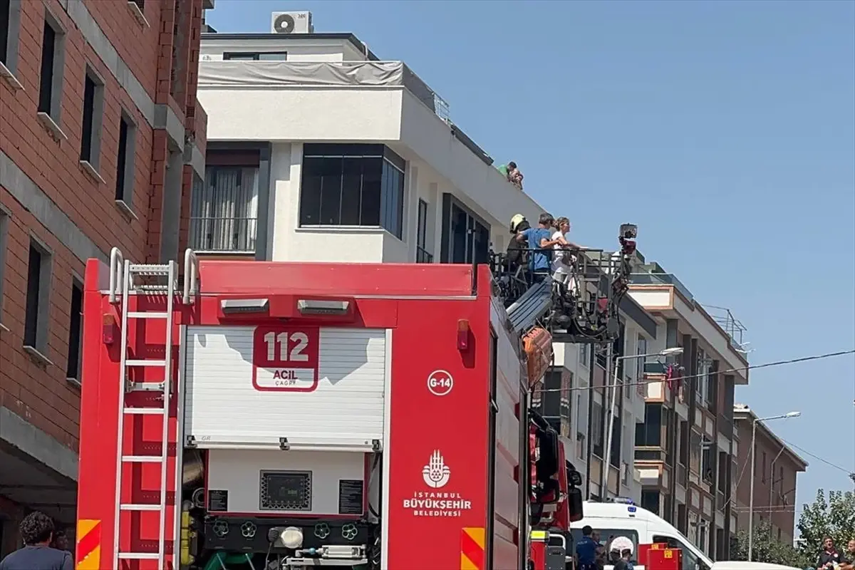 İstanbul Avcılar'da Apartman Yangını: 3 Yaralı