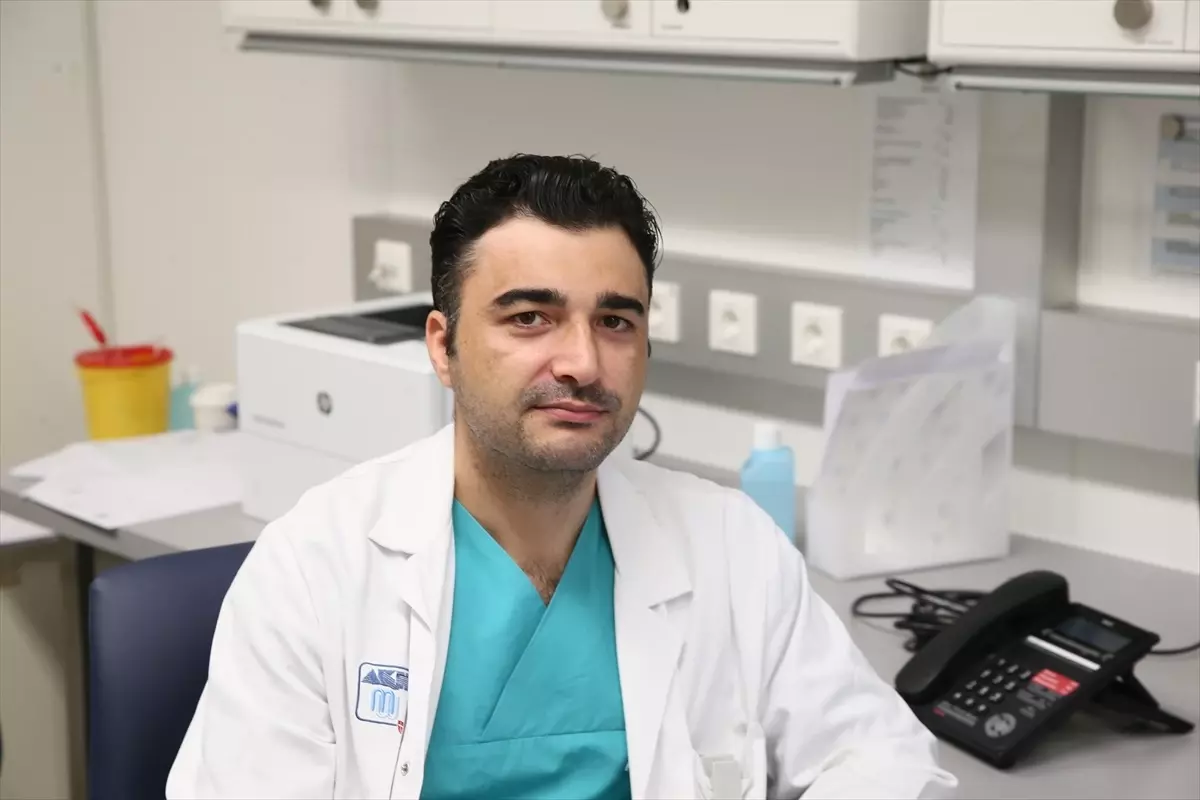 Avrupa'da ilk kapalı yöntemle kalpteki mitral kapak ameliyatlarından birinde Türk cerrah imzası var