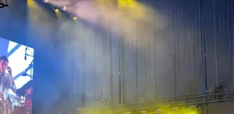 Parcels, İstanbul'da Kapalı Gişe Konser Verdi