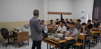 İzmir'de Ayakkabı Sektörüne Nitelikli Eleman Yetiştiren Mesleki Eğitim Merkezi Açıldı