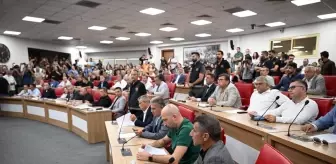 Aydın Büyükşehir Belediyesi Meclis Toplantısı Tartışmalarla Ertelendi