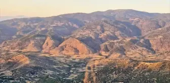 Aydın'da Makilik Alanda Yangın Söndürüldü
