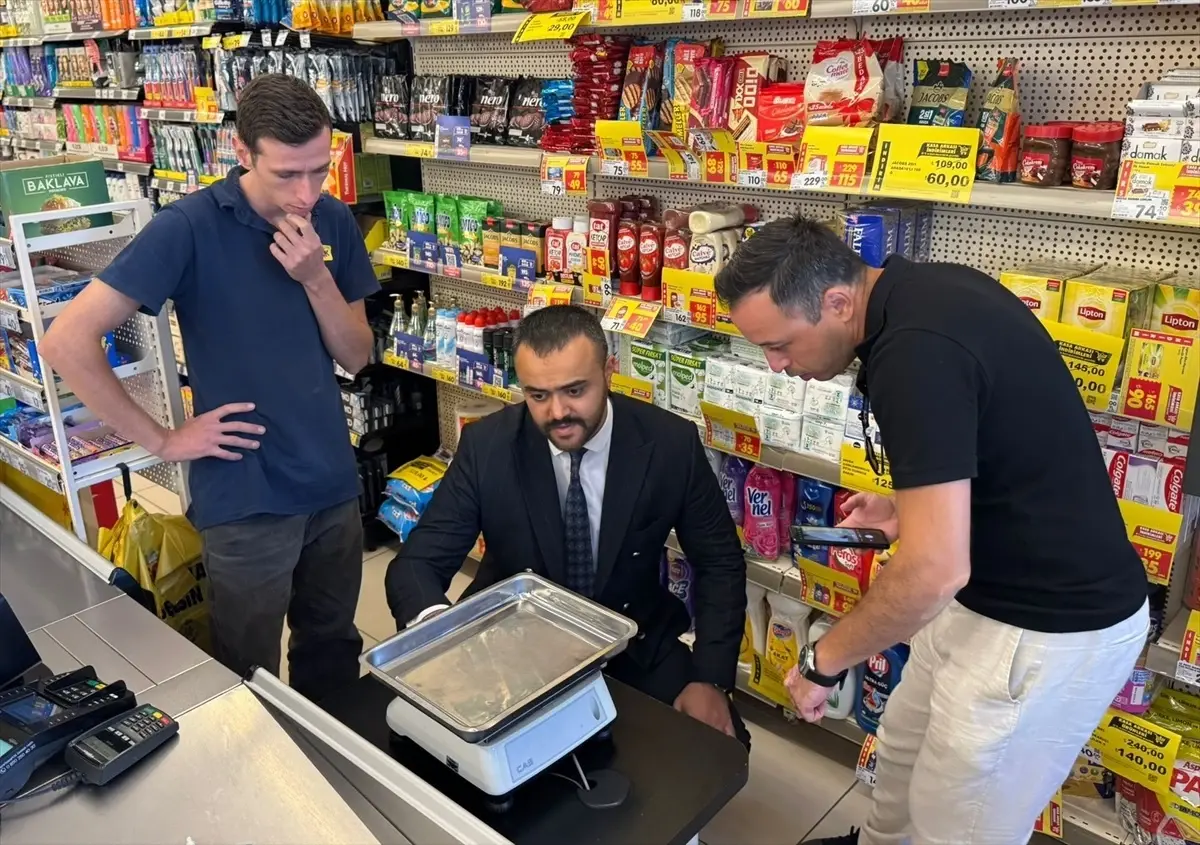 Aydın'da Marketlerde Ölçü ve Tartı Aletleri Denetlendi