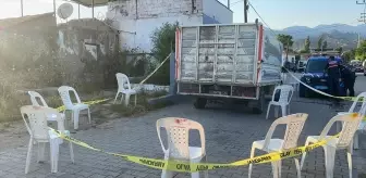 Park Halindeki Kamyonetin Kasasından Düşen 4 Yaşındaki Çocuk Hayatını Kaybetti