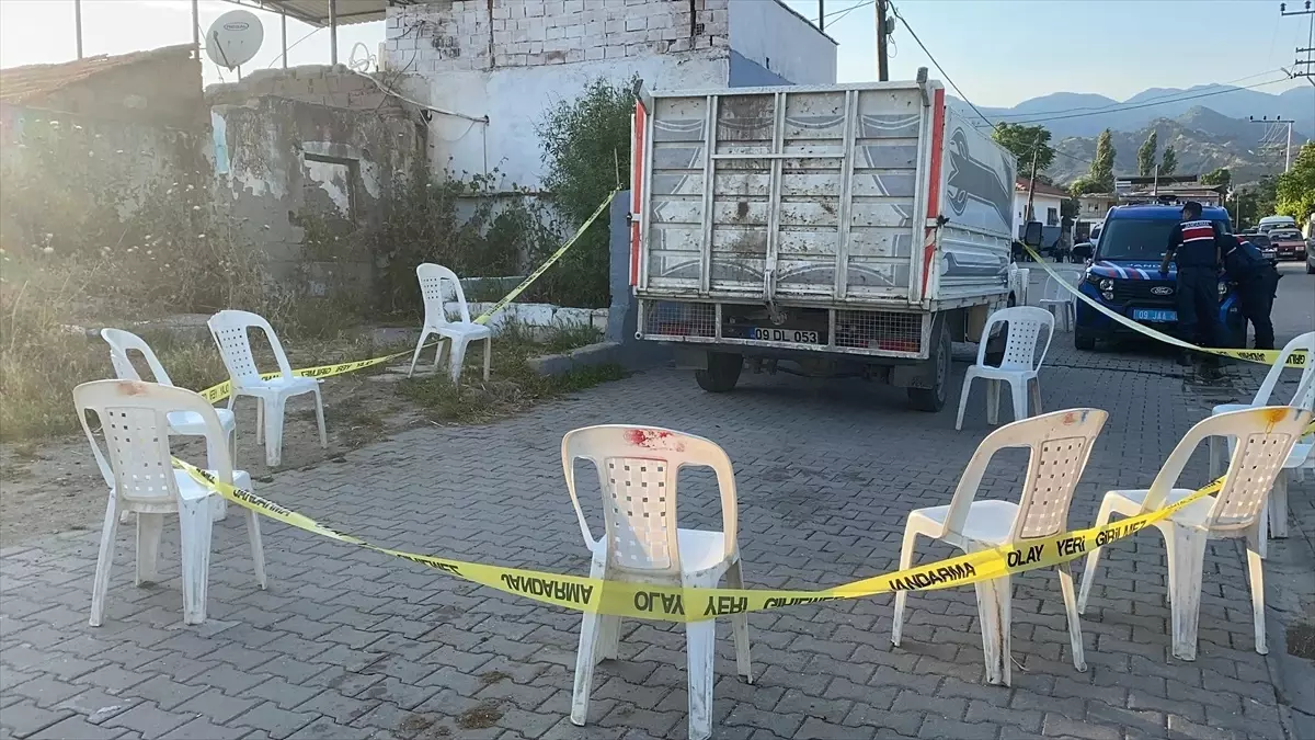 Park Halindeki Kamyonetin Kasasından Düşen 4 Yaşındaki Çocuk Hayatını Kaybetti