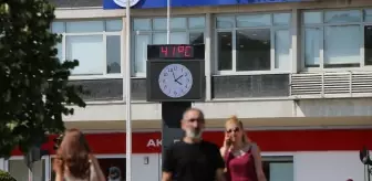 Aydın'da Aşırı Sıcaklar Turizm İlleri Kuşadası ve Didim'de Yoğunluk Yarattı