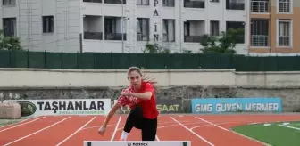 14 Yaşındaki Ayşe Nazlı Aydın, Atletizmde Türkiye Şampiyonlukları ve 50 Madalya Elde Etti