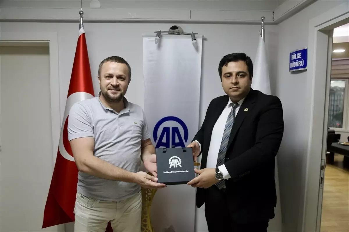 Kaymakam Yıldız, AA Samsun Bölge Müdürü Demir'i Ziyaret Etti
