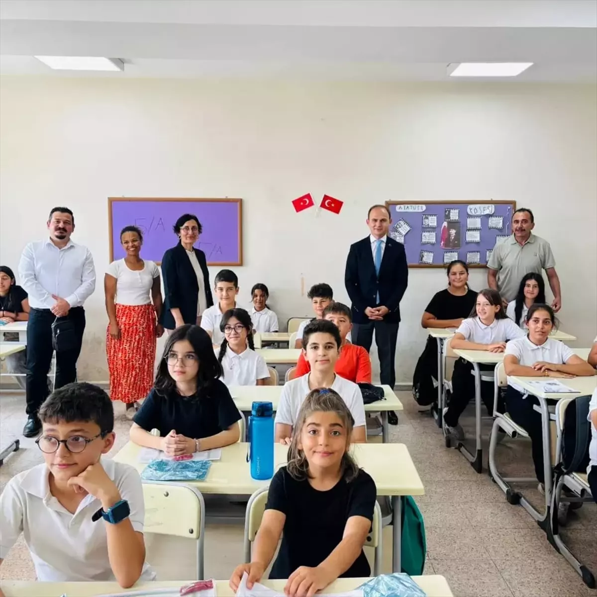 Ayvacık'ta 4 Bin 176 Öğrenci Karne Aldı
