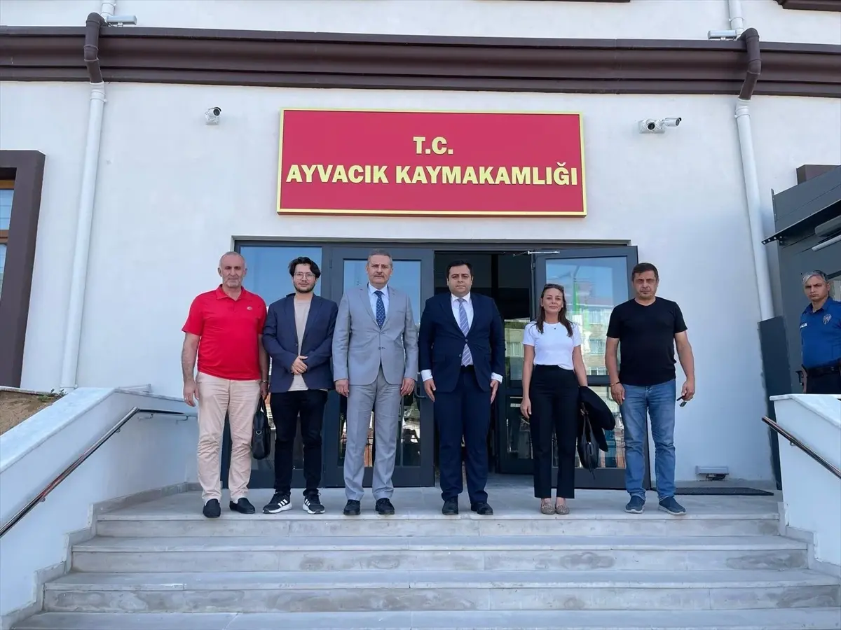 Bağımlılıkla Mücadele Konferansı Ayvacık'ta Gerçekleştirildi