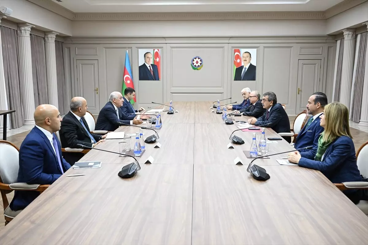 Türkiye ve Azerbaycan Eğitim İşbirliğini Güçlendiriyor
