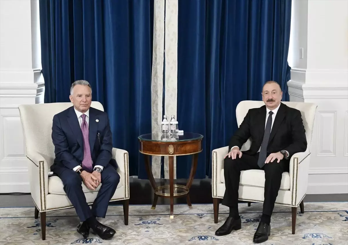 Azerbaycan Cumhurbaşkanı Aliyev, ABD Enerji Temsilcisi ile Görüştü