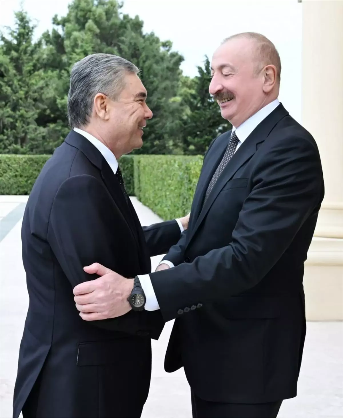 Aliyev ve Berdimuhammedov İki Ülke İlişkilerini Güçlendirmek İçin Görüştü