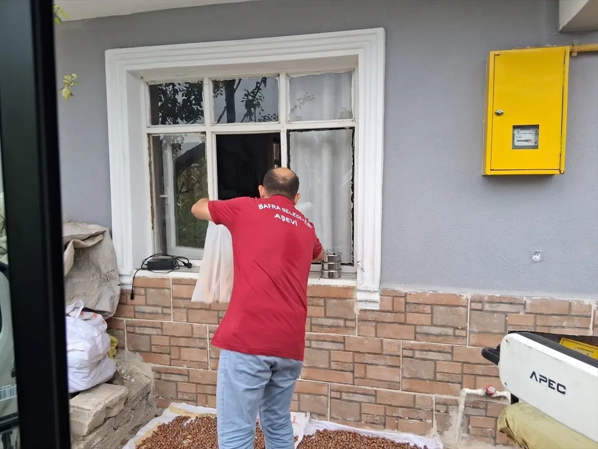 Bafra Belediyesi, İhtiyaç Sahiplerine Sıcak Yemek Desteğini Sürdürüyor