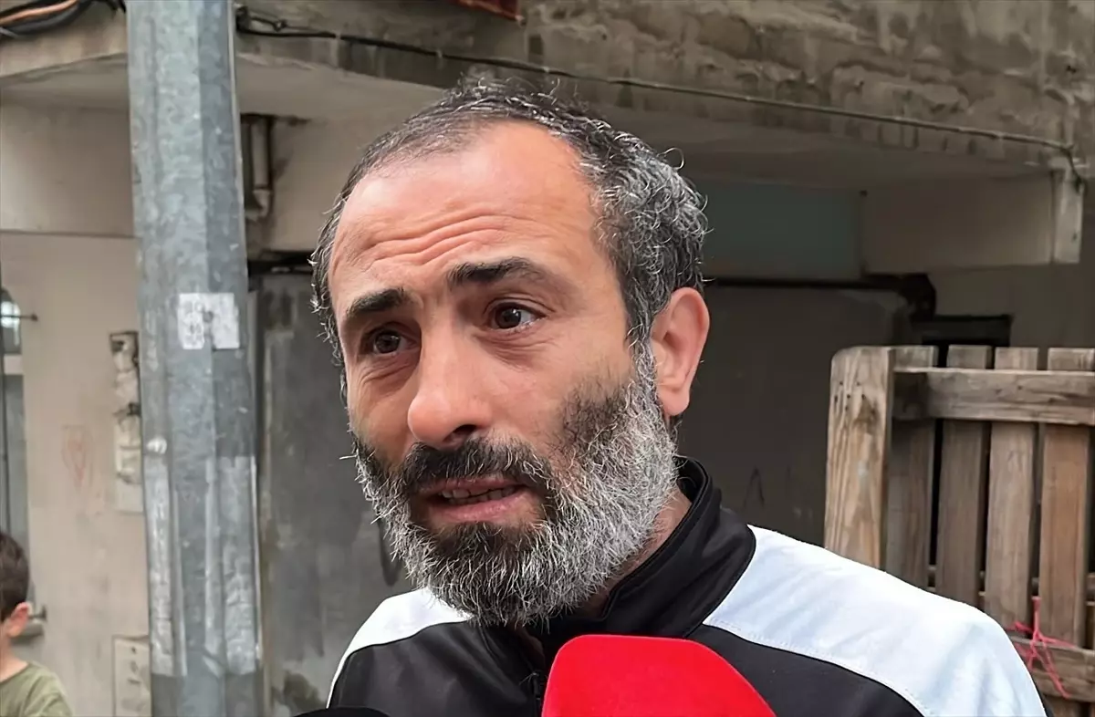 Bağcılar'da 3 Yaşındaki Çocuk Otomobilin Çarpması Sonucu Yaralandı