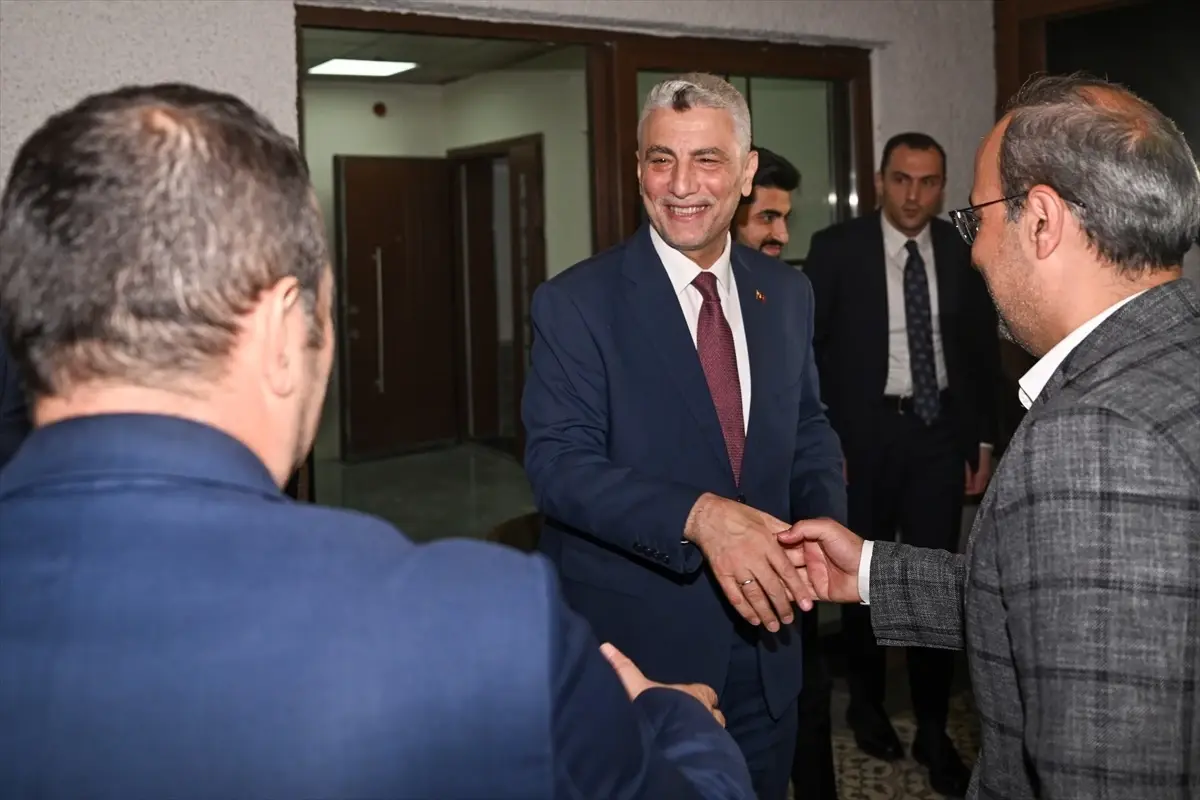 Bakan Bolat, Azerbaycan-Türkiye Ekonomik ve Kültürel İlişkiler Köprüsü Etkinliği'nde konuştu Açıklaması