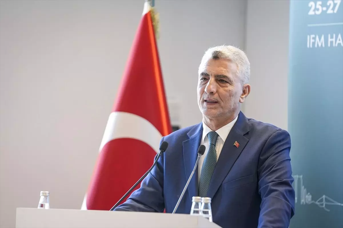 Bakan Bolat, İstanbul Mobilya Tasarım Fuarı tanıtım toplantısında konuştu Açıklaması