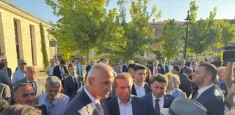 Bakan Ersoy Tunceli'de Alevi Dedeleriyle Bir Araya Geldi