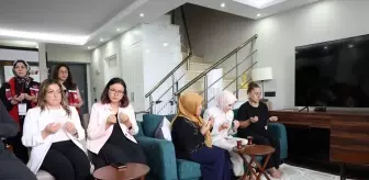 Bakan Göktaş, Cumhurbaşkanı Erdoğan'ın 'Terörsüz Türkiye' mektubunu Yalova'da şehit ailesine ulaştırdı