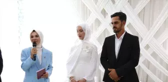 Aile ve Sosyal Hizmetler Bakanı Göktaş, Evlenecek Gençlere Destek Projesi Nikah Törenine Katıldı
