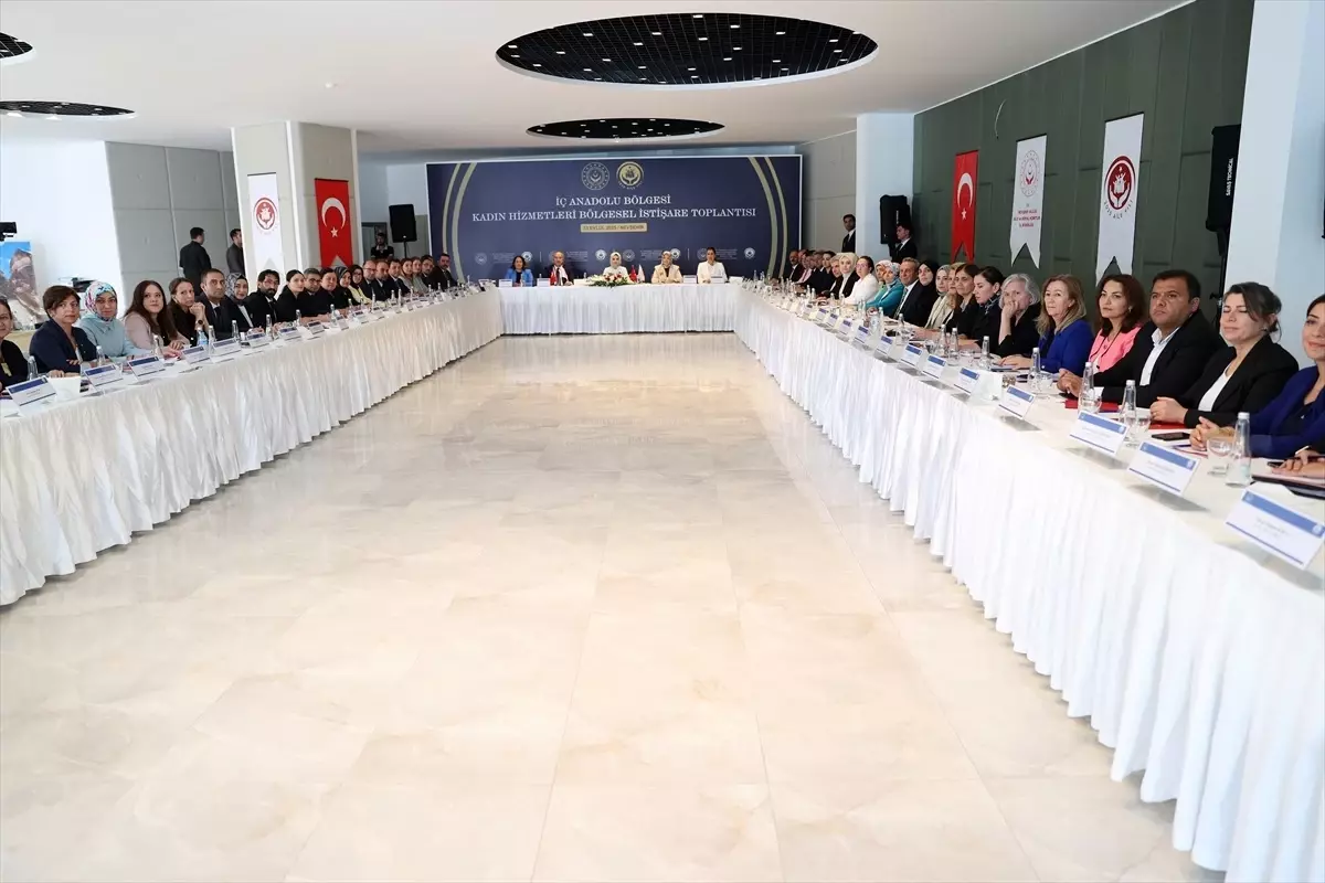 Bakan Göktaş 'İç Anadolu Bölgesi Kadın Hizmetleri Bölgesel İstişare Toplantısı'nda konuştu Açıklaması