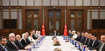 Aile ve Sosyal Hizmetler Bakanlığı, Ulusal Demografi Stratejisi için Altı Çalışma Grubu Kurdu
