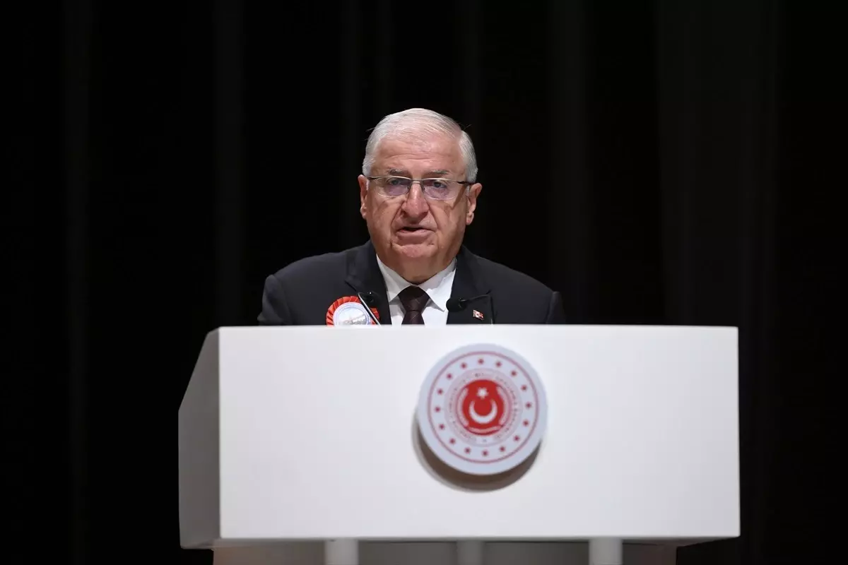 Bakan Güler, Milli Savunma Üniversitesi Kurmay Subaylar Mezuniyet Töreni'nde konuştu Açıklaması