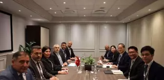 Çalışma Bakanı Işıkhan, G20 Toplantısı İçin Güney Afrika'da İkili Görüşmeler Yaptı