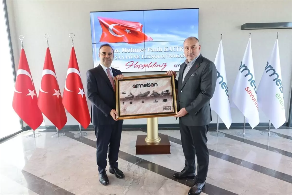 Bakan Kacır, Savunma Sanayisindeki Girişimlere Destek Vurgusunda Bulundu
