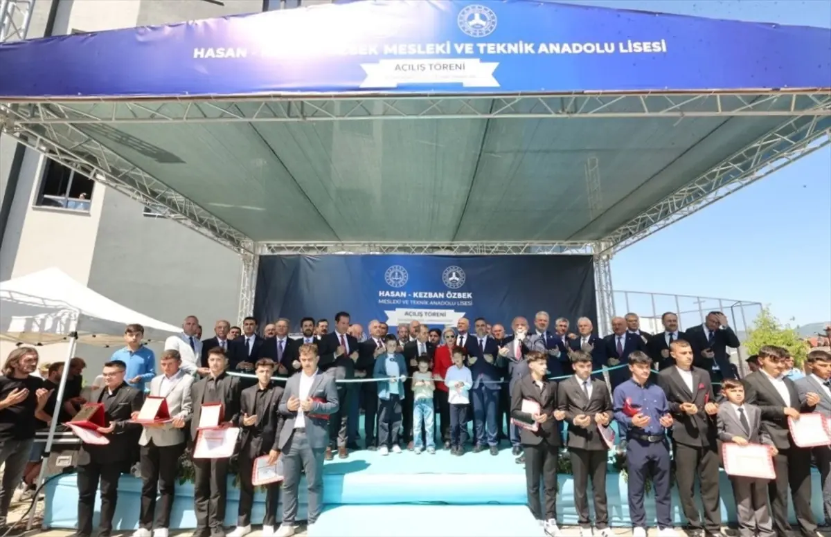 Bakan Kacır, Giresun'da Hasan-Kezban Özbek Mesleki ve Teknik Anadolu Lisesi'nin açılışında konuştu Açıklaması
