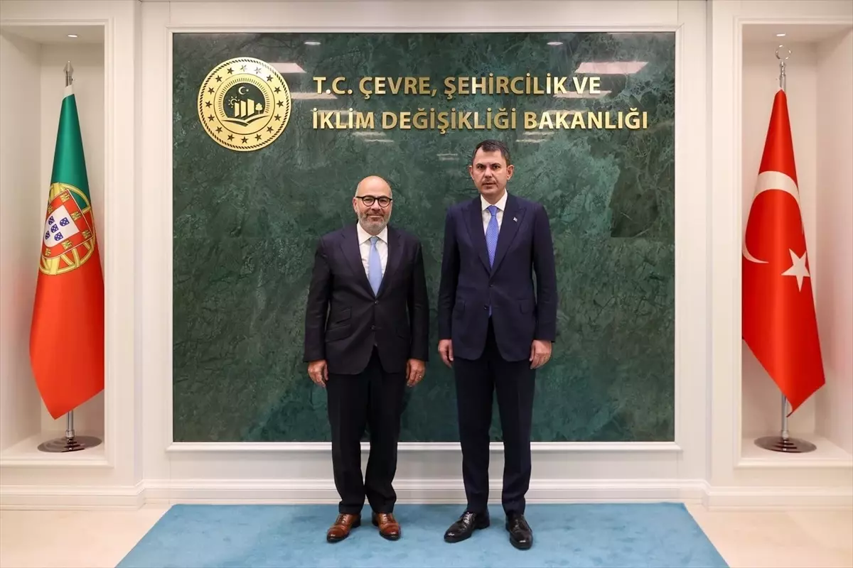 Bakan Kurum, Portekizli Mevkidaşıyla Deprem Bölgesindeki Çalışmaları Değerlendirdi