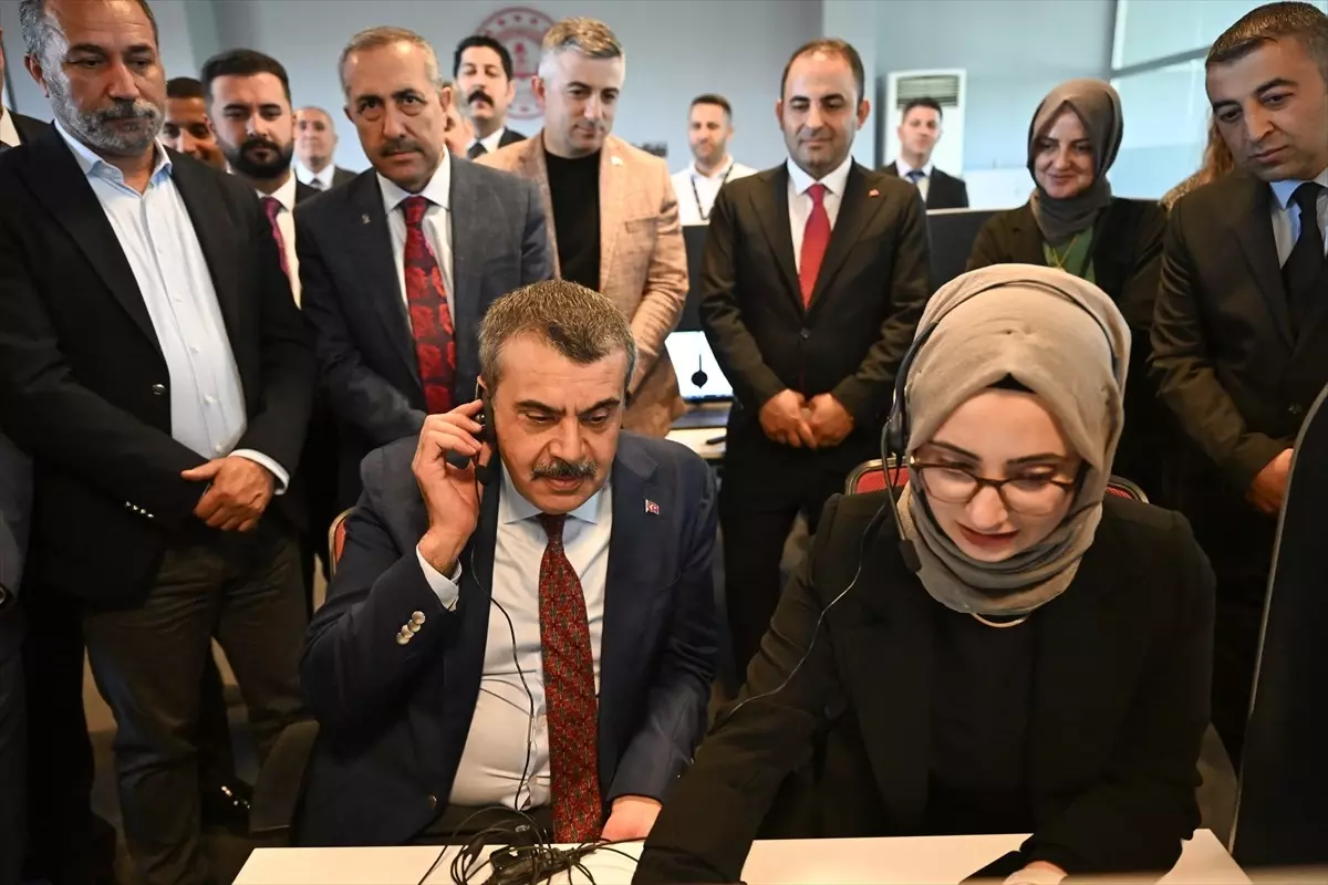 Bakan Tekin'den Erken Tatil Talebine Yanıt