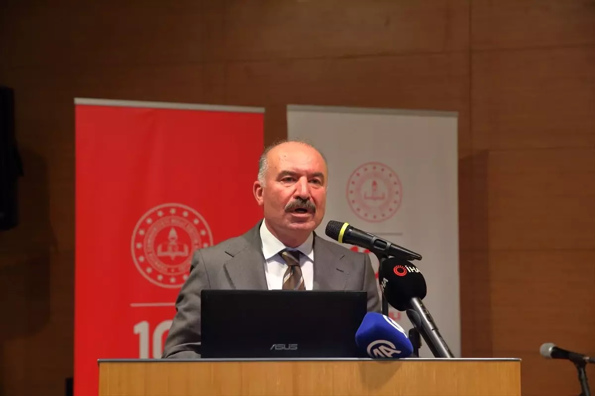 Çorum'da Öğretmen Akademileri Projesi Kapanış Töreni Gerçekleştirildi