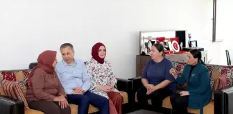 Bakan Yerlikaya, 2 yıl önce şehit olan çarşı ve mahalle bekçisi Halil Kara'nın ailesini ziyaret etti
