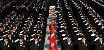 Bakan Yerlikaya'nın katıldığı kura töreninde 22 bin 45 polisin atama ve yer değiştirmesi yapıldı