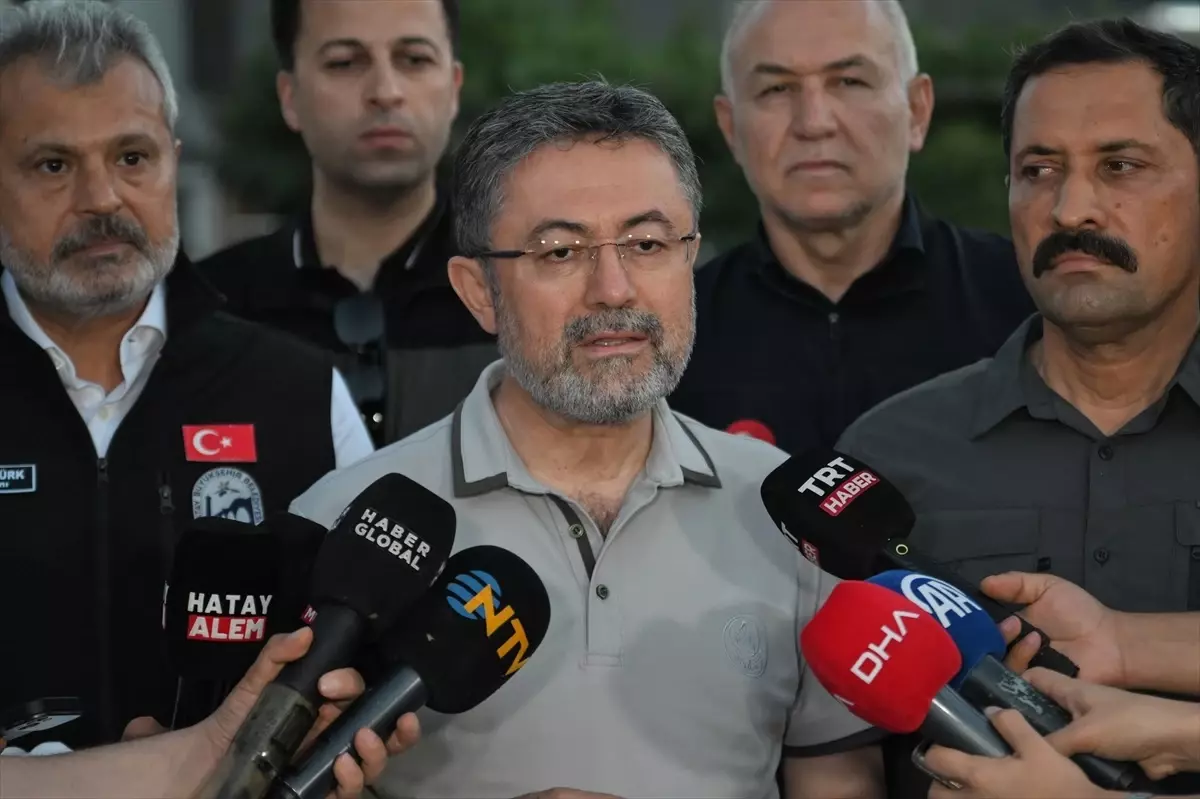 Bakan Yumaklı, Hatay'da orman yangınlarına ilişkin açıklama yaptı: (2)