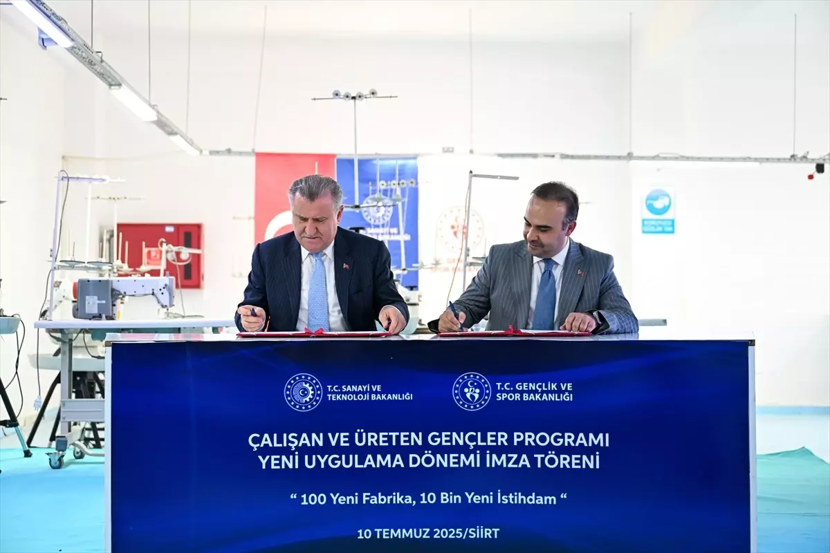 Bakanlar Bak ve Kacır, Siirt'te ÇÜGEP Yeni Uygulama Dönemi Açılış ve İmza Töreni'ne katıldı