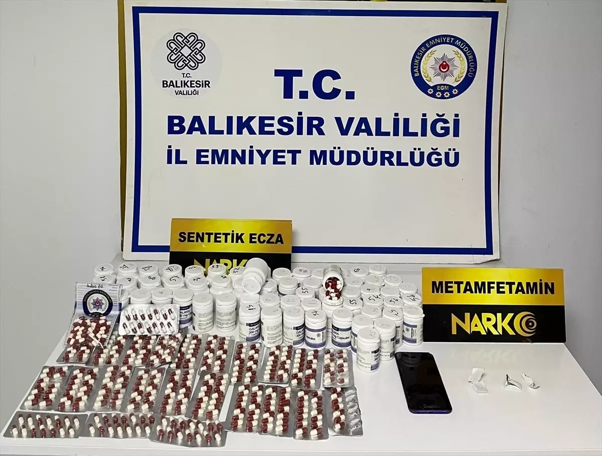 Ayvalık'ta 3 Bin 903 Uyuşturucu Hap Ele Geçirildi
