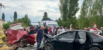 Balıkesir'de Trafik Kazası: 4 Yaralı