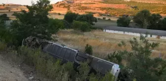 Balıkesir'de Yolcu Otobüsü Şarampole Devrildi: 27 Yaralı