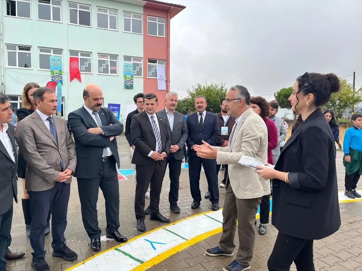 Balıkesir'de Zeka Bahçesi Projesi Tanıtıldı