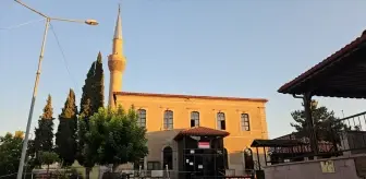 Sındırgı'daki Deprem, Tarihi Cami'de Hasara Neden Oldu