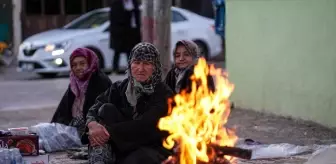 Balıkesir Sındırgı'da 6,1 Büyüklüğünde Deprem Yaşandı